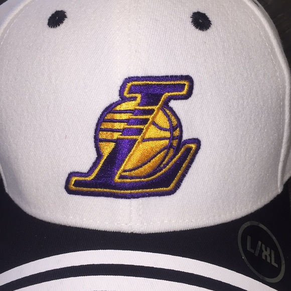 Los Angeles Lakers Hat Cap LG/XL - Picture 2 of 6